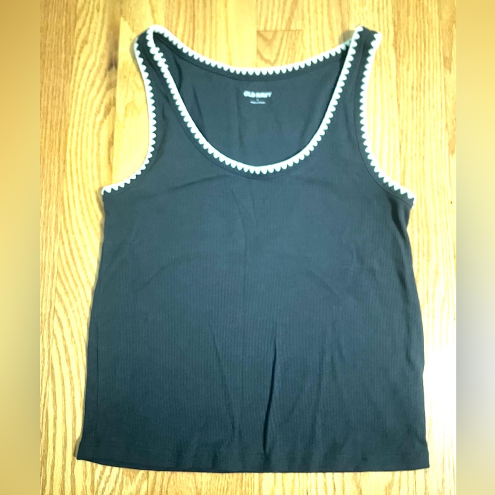 Old Navy Gray Tank Large